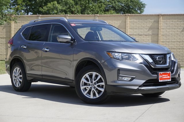 Nissan rogue sv awd